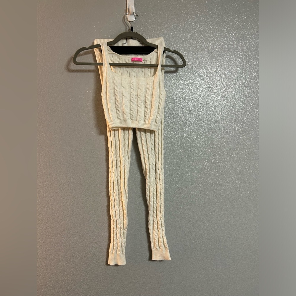 White Cable Knit Stretch Unlined crop top high rise waisted leggings Set small
